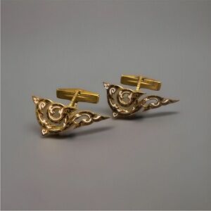 Antique French Elegant Gold Enamel Cufflinks 1920s